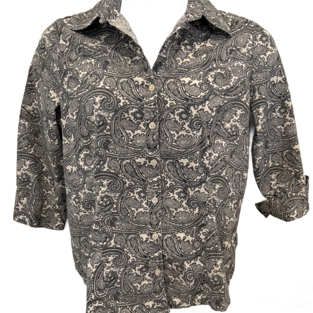 Kim Rogers Black and White Paisley Button Down Shirt. Large